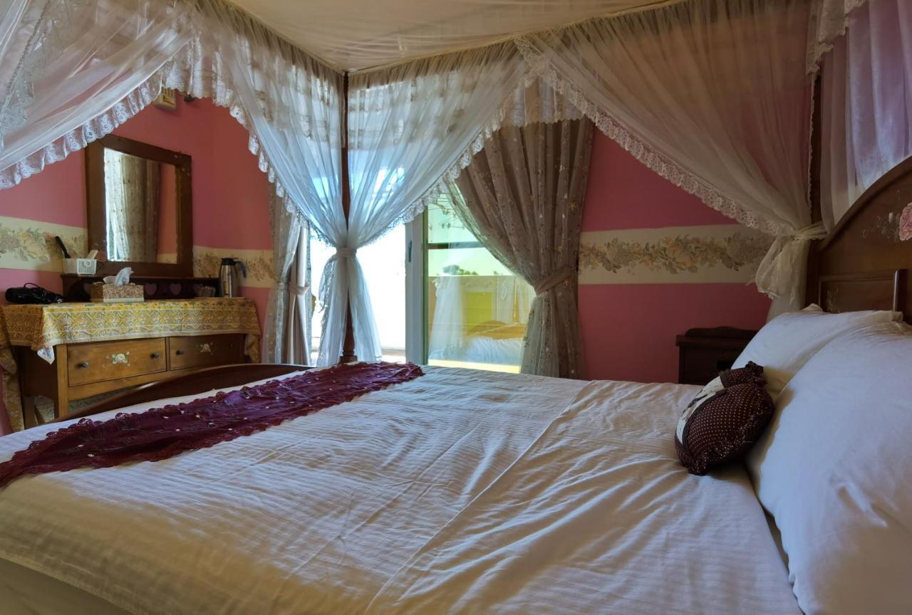 Golden Mary Bed & Breakfast Taitung Екстериор снимка