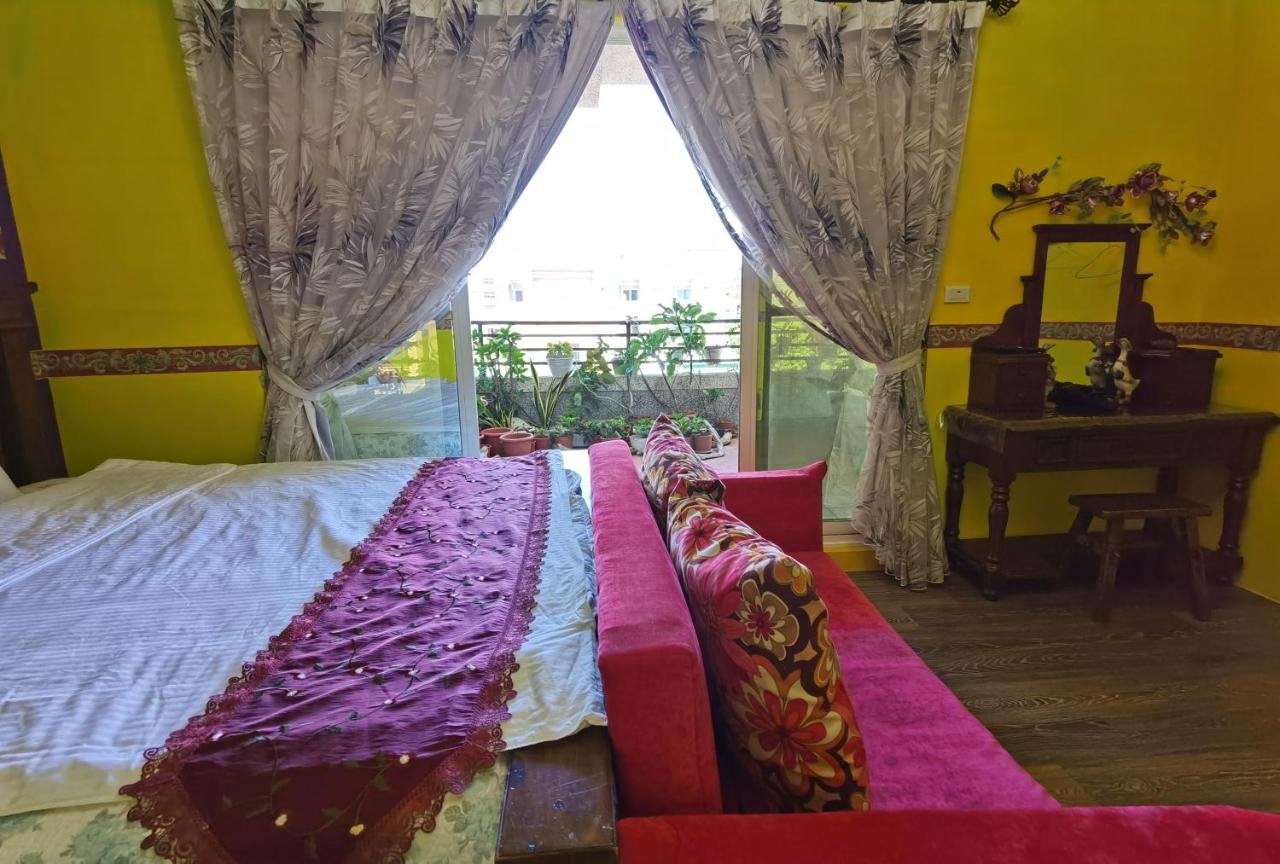Golden Mary Bed & Breakfast Taitung Екстериор снимка