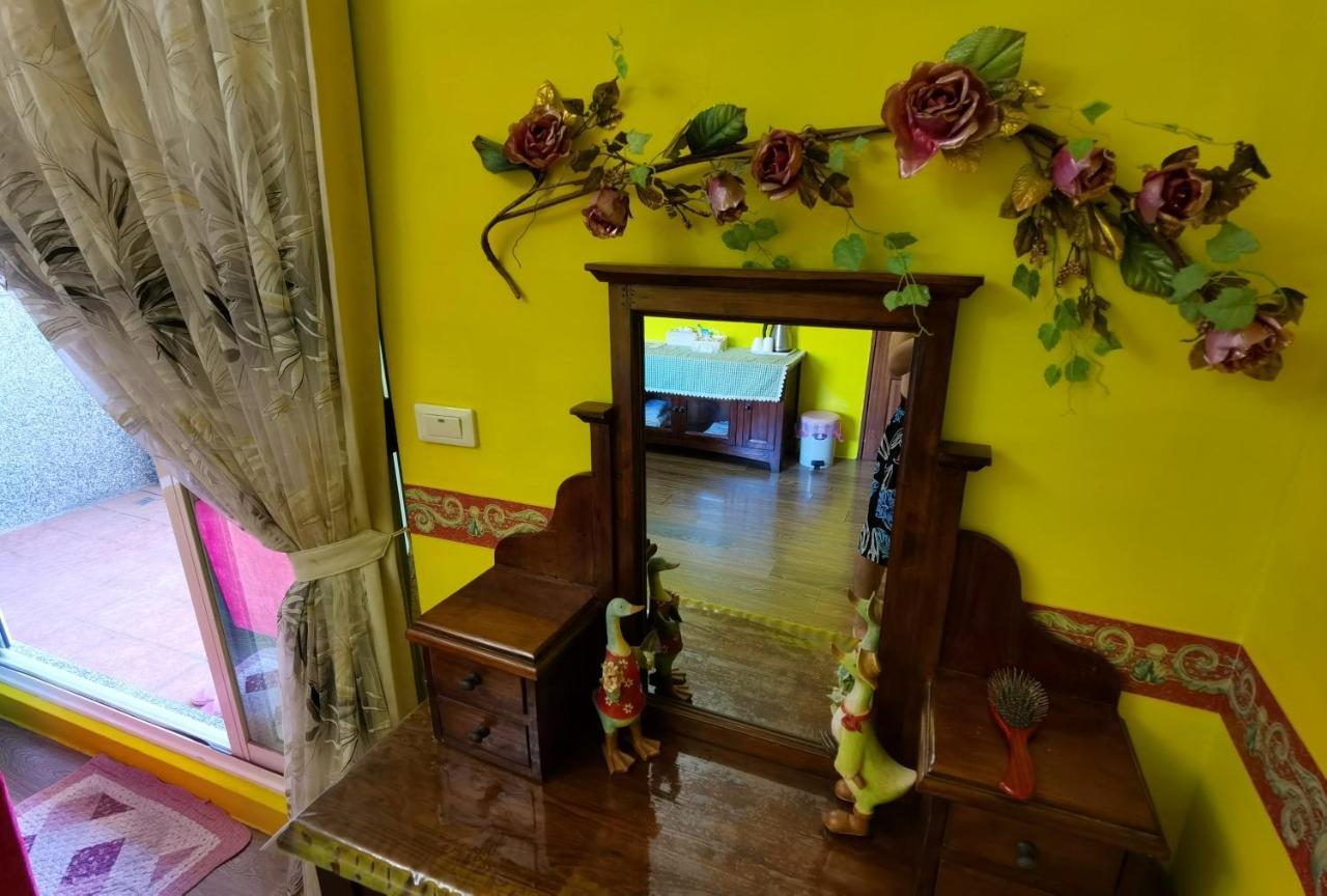 Golden Mary Bed & Breakfast Taitung Екстериор снимка