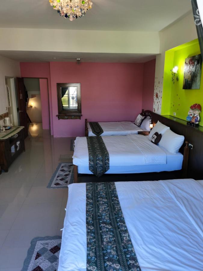 Golden Mary Bed & Breakfast Taitung Екстериор снимка
