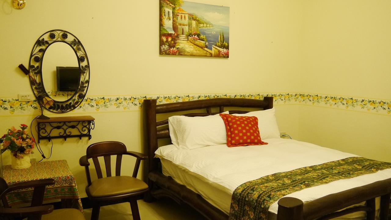 Golden Mary Bed & Breakfast Taitung Екстериор снимка