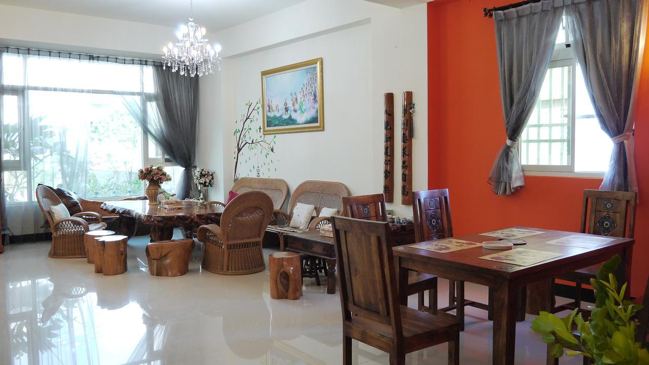Golden Mary Bed & Breakfast Taitung Екстериор снимка
