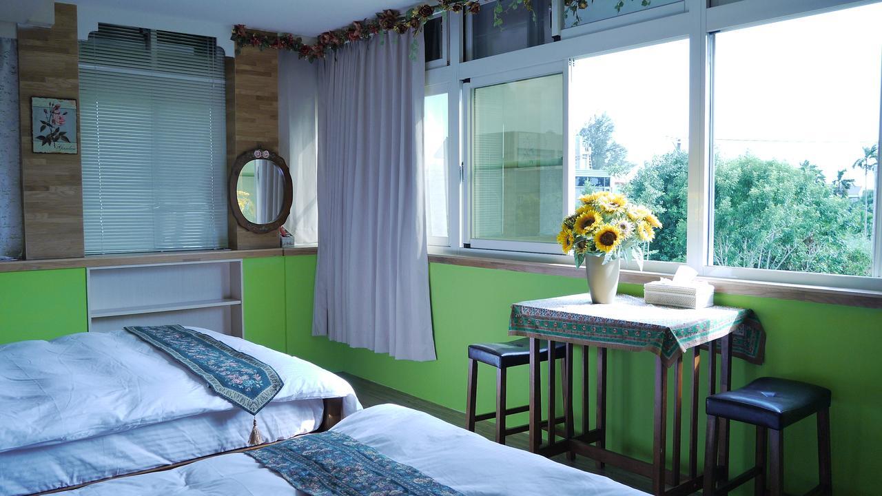 Golden Mary Bed & Breakfast Taitung Екстериор снимка